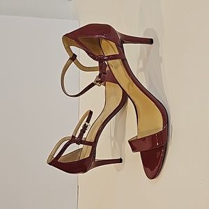 Michael Kors Mulberry patent leather sandals, Size 11 dressy